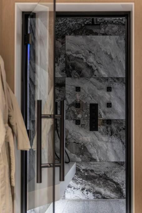 Suitedreams - Bali Suite Liege Ngoại thất bức ảnh
